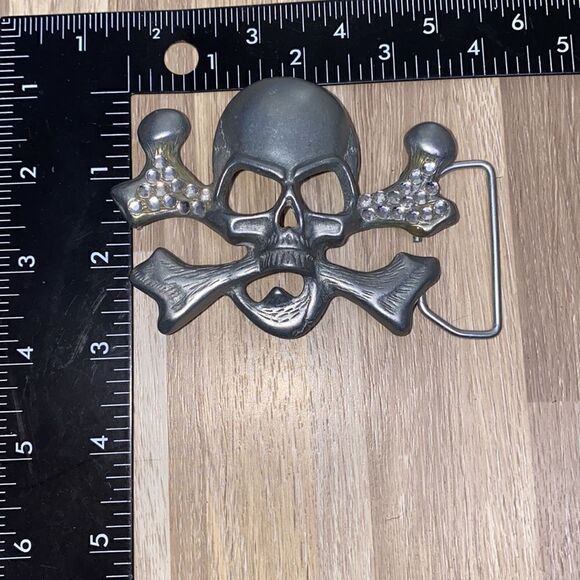 Rhinestone SKULL SKELETON KING CROSSBONES SILVER BELT BUCKLE TATTOO BIKER RIDER - Picture 3 of 4